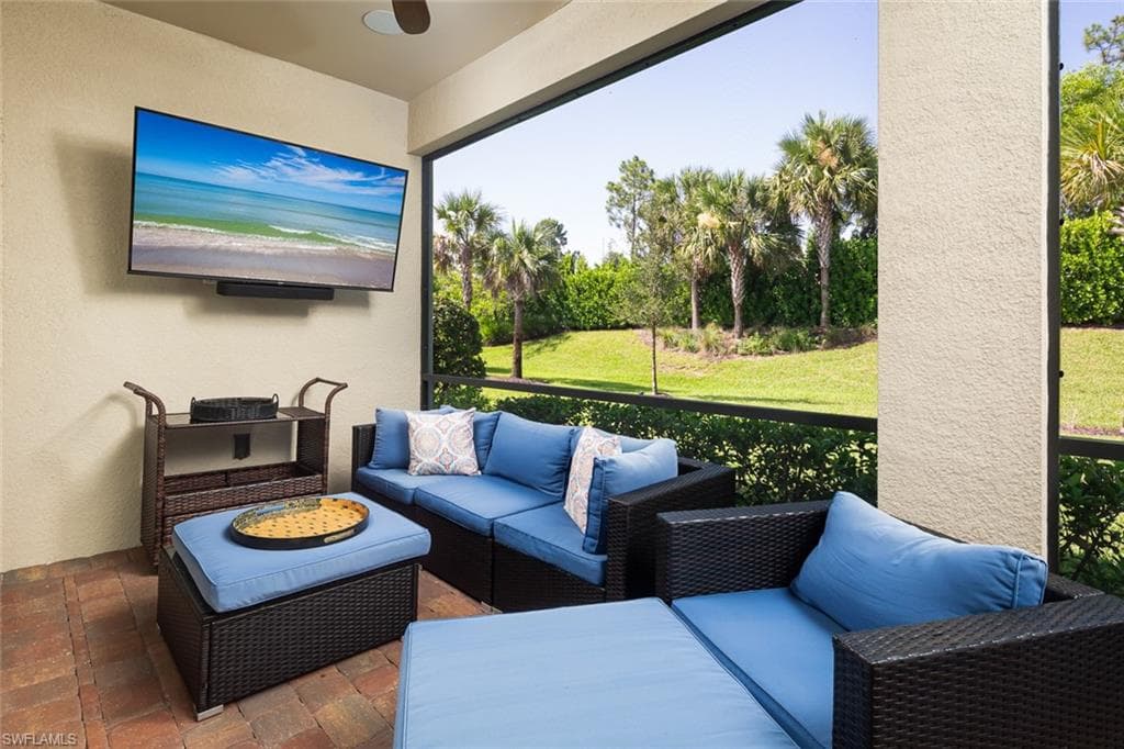 6770 Pennyroyal DR, NAPLES FL 34114-19