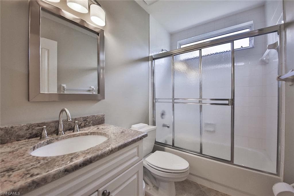 526 Lake Louise CIR # 403, NAPLES FL 34110-12