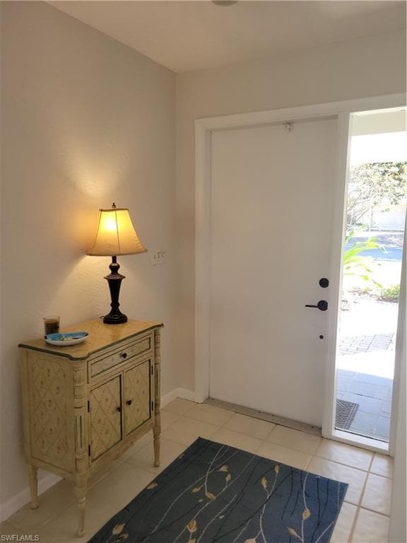 735 High Pines DR, NAPLES FL 34103-10