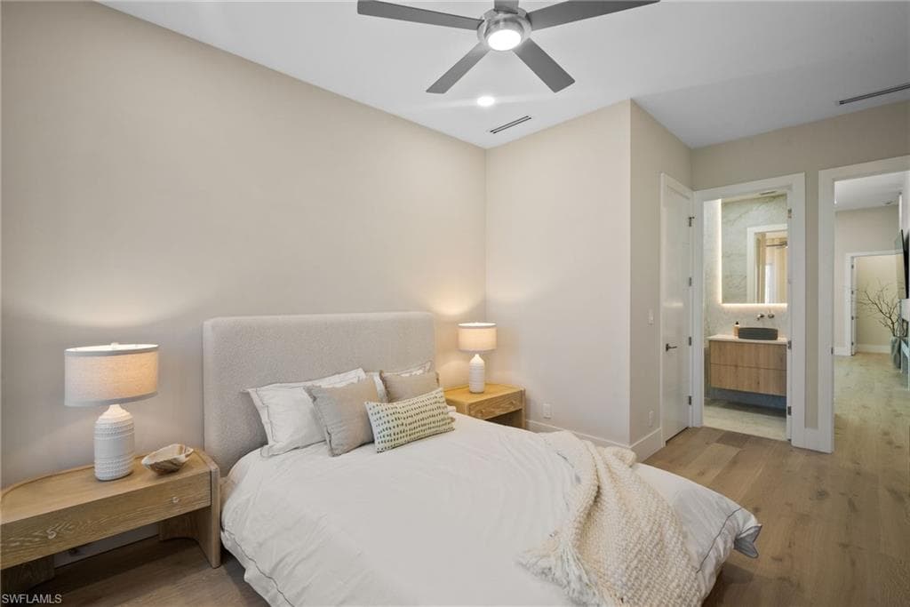 1364 Cypress Woods DR, NAPLES FL 34103-29