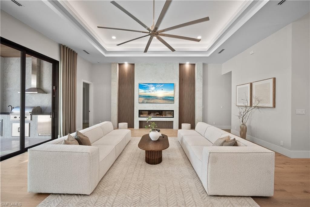 1364 Cypress Woods DR, NAPLES FL 34103-7