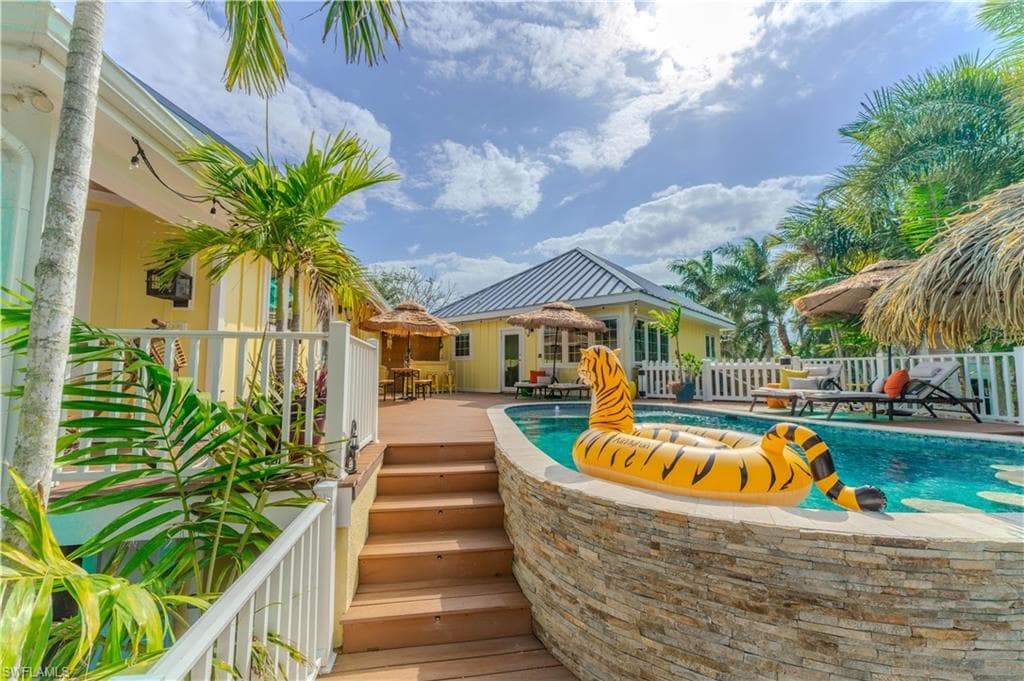 7146 Congdon RD, FORT MYERS FL 33908-26