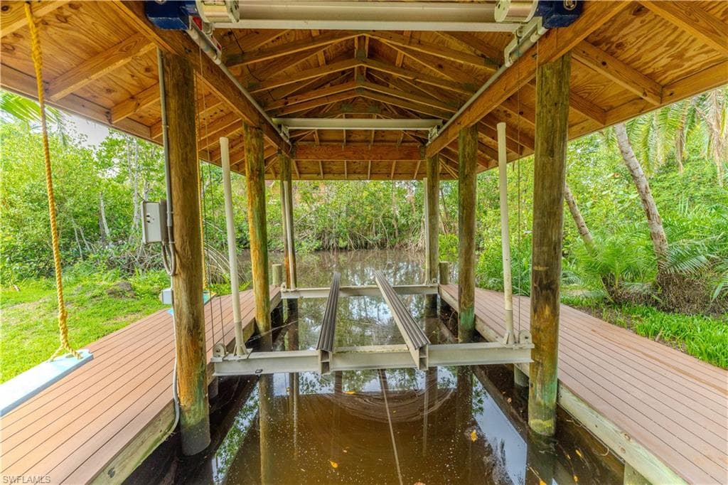 7146 Congdon RD, FORT MYERS FL 33908-25