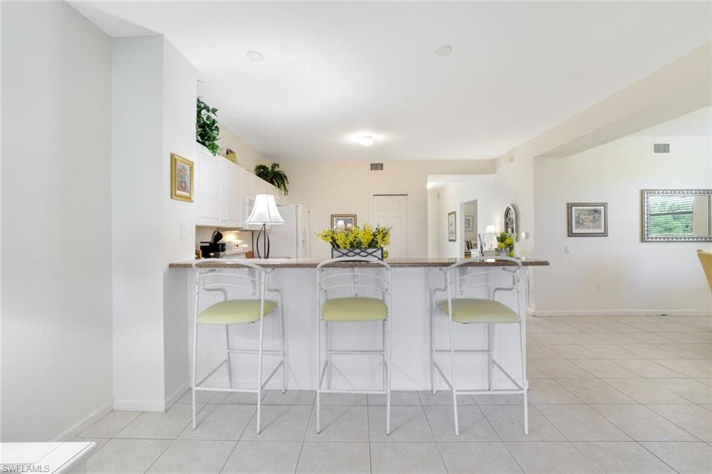 10049 Heather LN # 101, NAPLES FL 34119-7