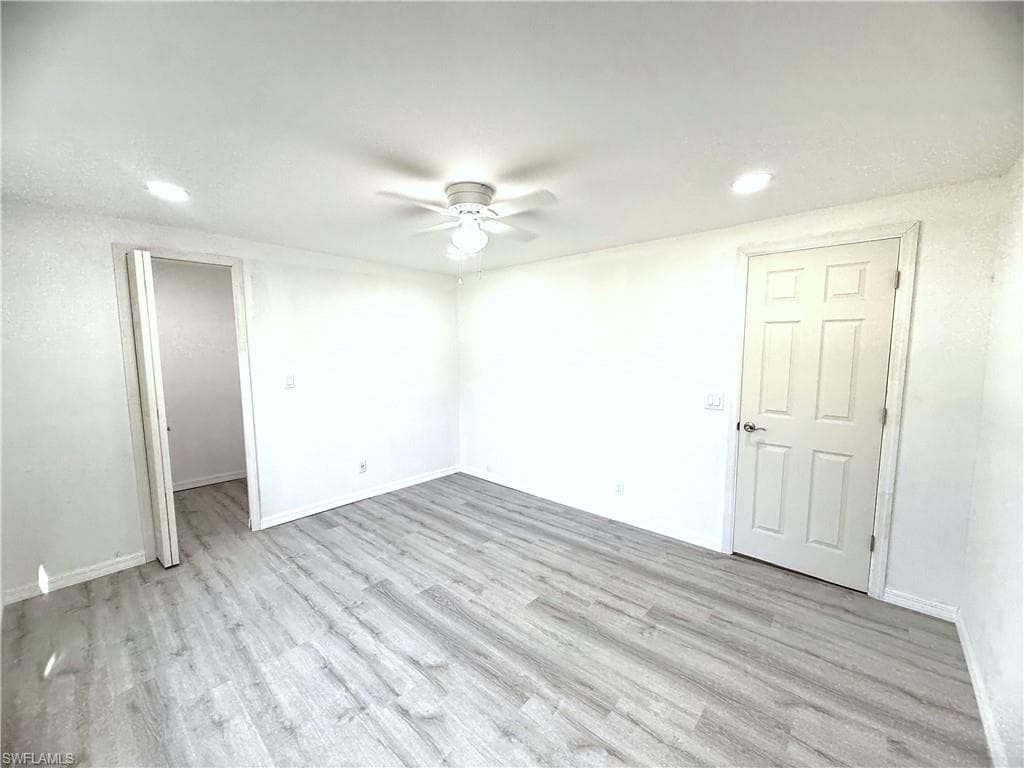 1982 Laurel LN, NORTH FORT MYERS FL 33917-16