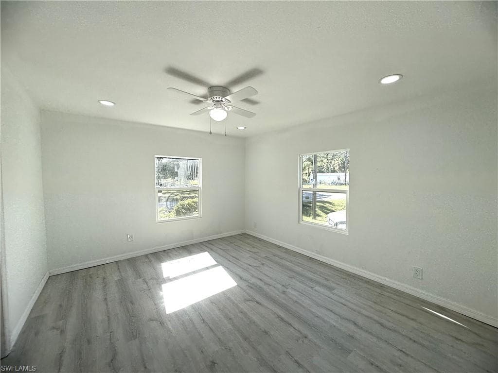 1982 Laurel LN, NORTH FORT MYERS FL 33917-19