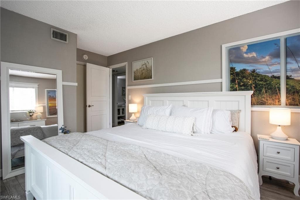 766 Central AVE # 112, NAPLES FL 34102-9