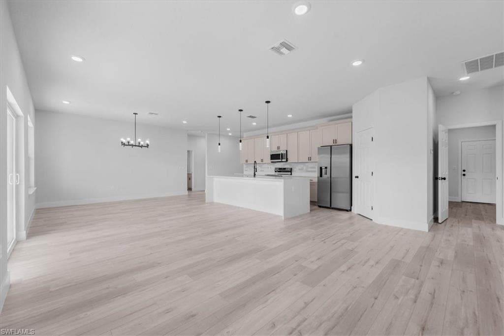 4859 San Ignacio DR, SEBRING FL 33872-9