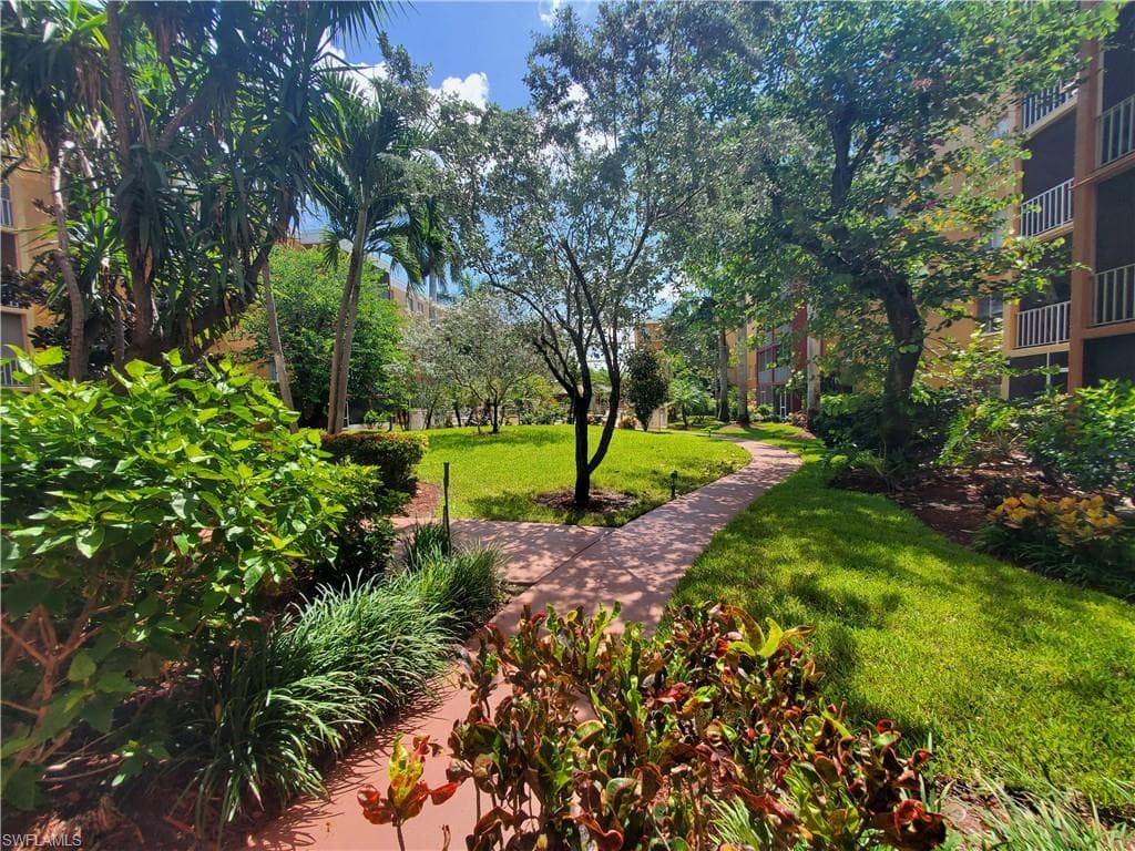 2366 E Mall DR # 421, FORT MYERS FL 33901-3