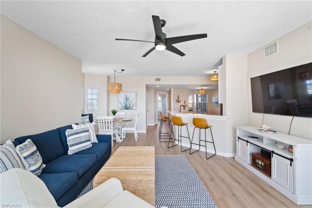 22748 Island Pines WAY # 403, FORT MYERS BEACH FL 33931-22