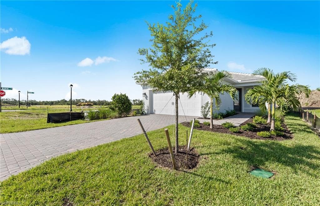 7152 Chapel Creek LN, NORTH FORT MYERS FL 33917-5