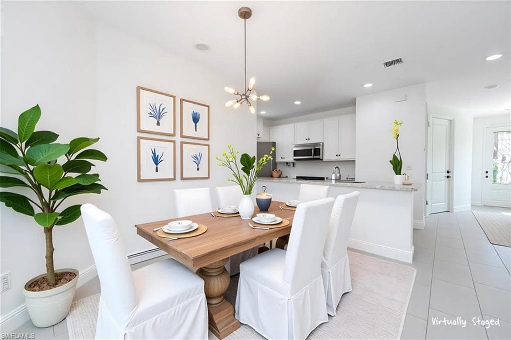 7918 BRISTOL CIR, NAPLES FL 34120-9