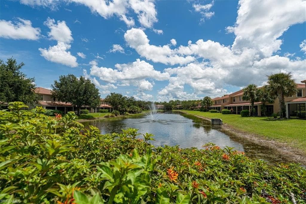 7918 BRISTOL CIR, NAPLES FL 34120-48