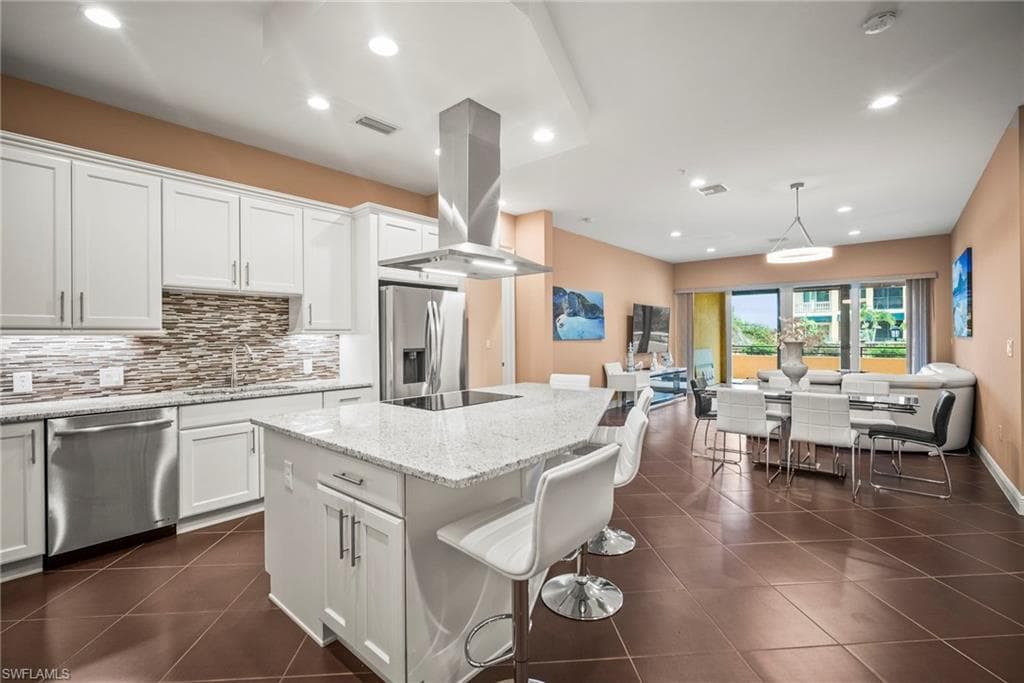 21460 Strada Nuova CIR # B213, ESTERO FL 33928-6