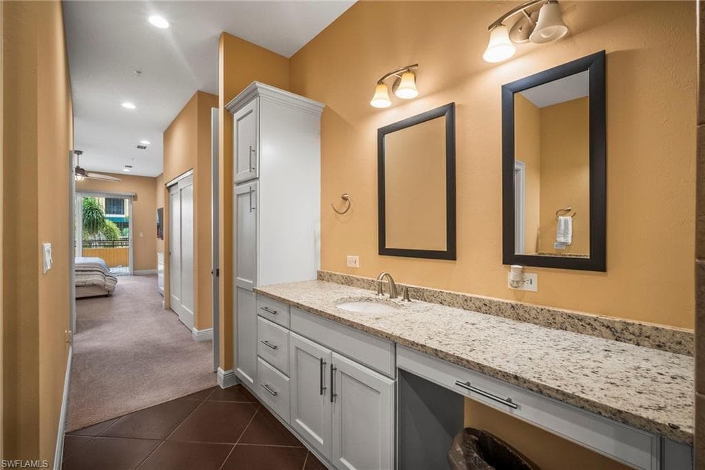 21460 Strada Nuova CIR # B213, ESTERO FL 33928-33