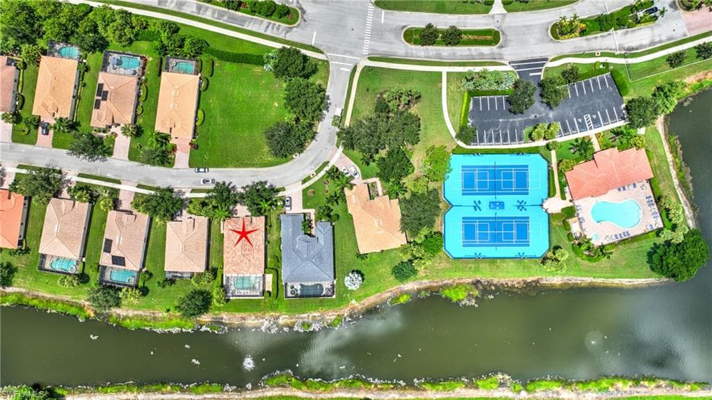 26317 Stonewall LN, BONITA SPRINGS FL 34135-32