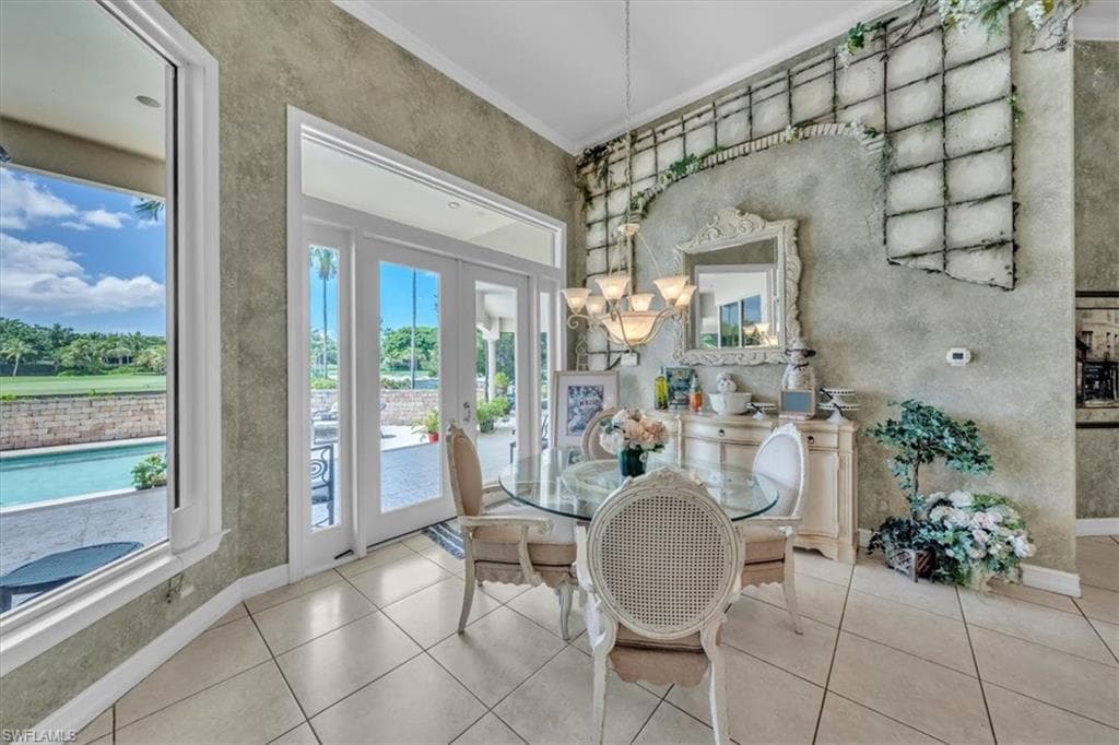 2339 Alexander Palm DR, NAPLES FL 34105-11