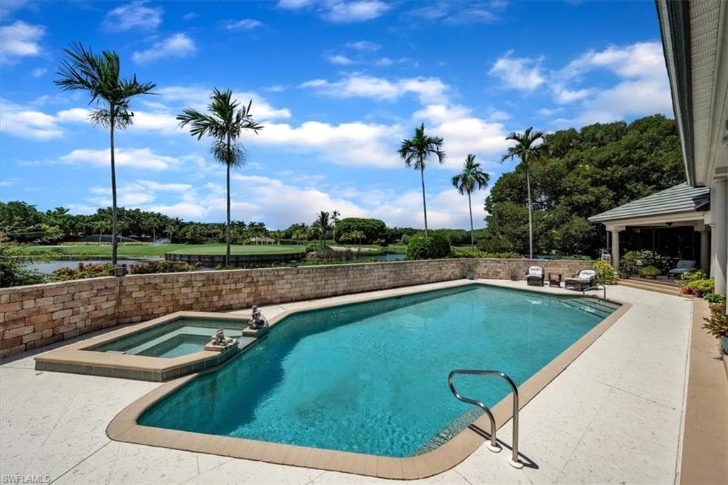 2339 Alexander Palm DR, NAPLES FL 34105-31