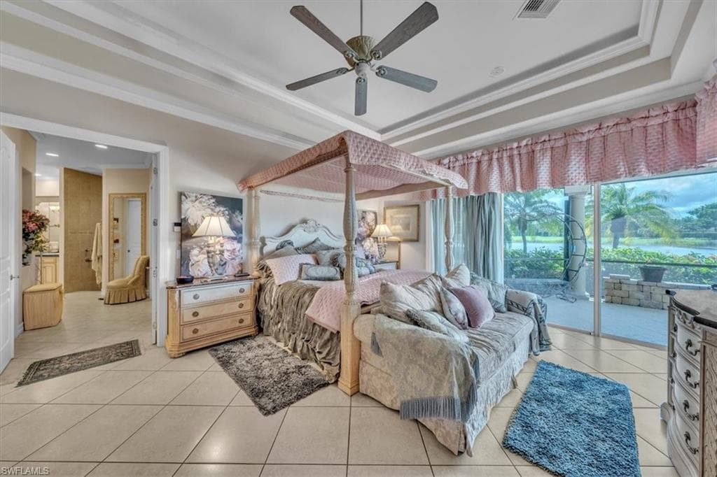 2339 Alexander Palm DR, NAPLES FL 34105-27