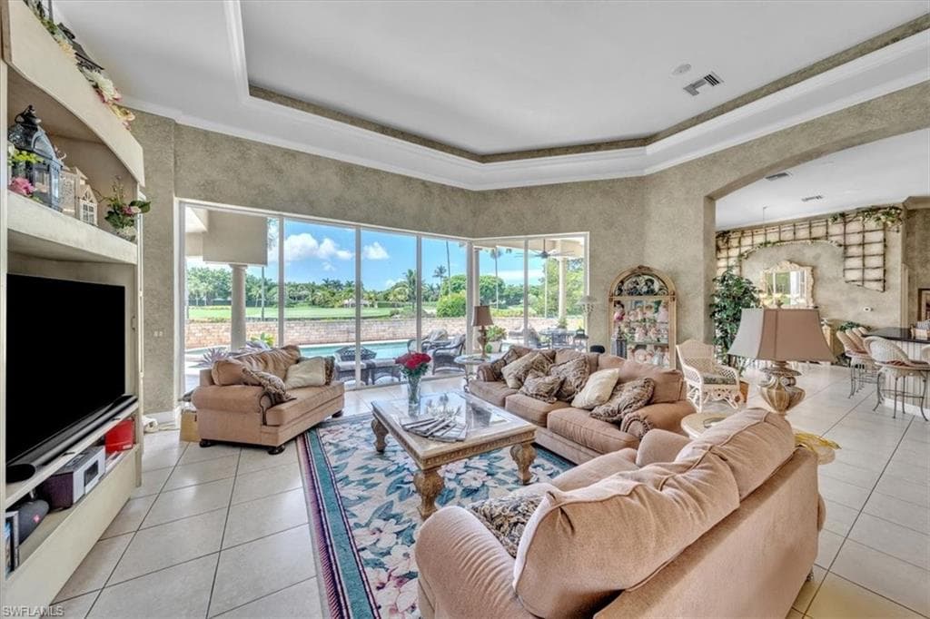 2339 Alexander Palm DR, NAPLES FL 34105-29