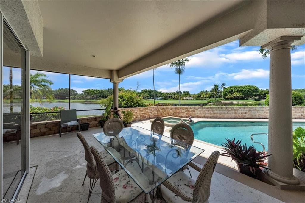 2339 Alexander Palm DR, NAPLES FL 34105-32