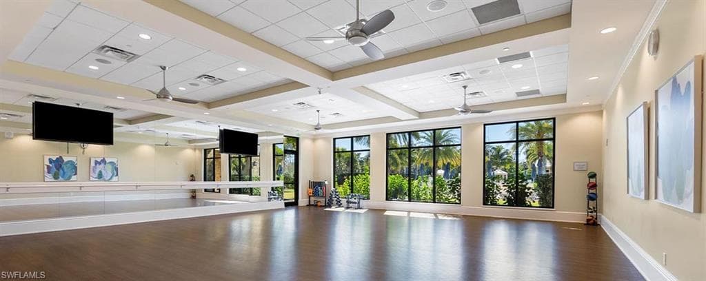 7631 Jacaranda LN, NAPLES FL 34114-44