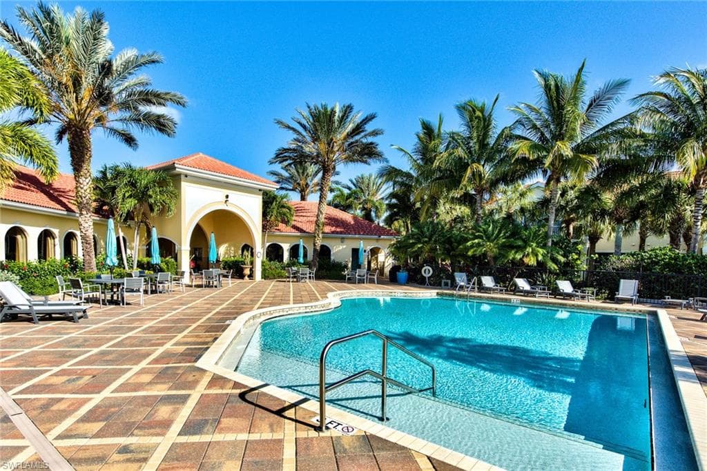 12859 Carrington CIR # 202, NAPLES FL 34105-23