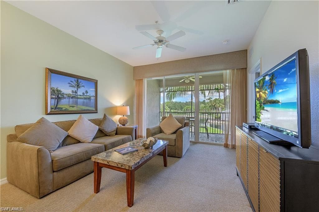 7940 Mahogany Run LN # 623, NAPLES FL 34113-3