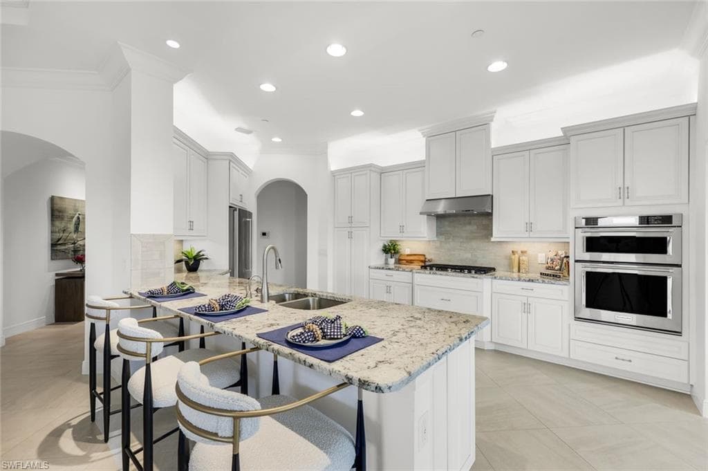 16452 Carrara WAY # 301, NAPLES FL 34110-9