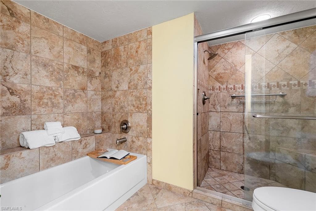 1733 San Bernadino WAY # K406, NAPLES FL 34109-14