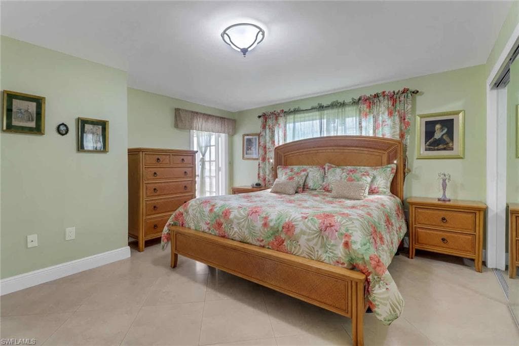5595 RATTLESNAKE HAMMOCK RD # 19, NAPLES FL 34113-13