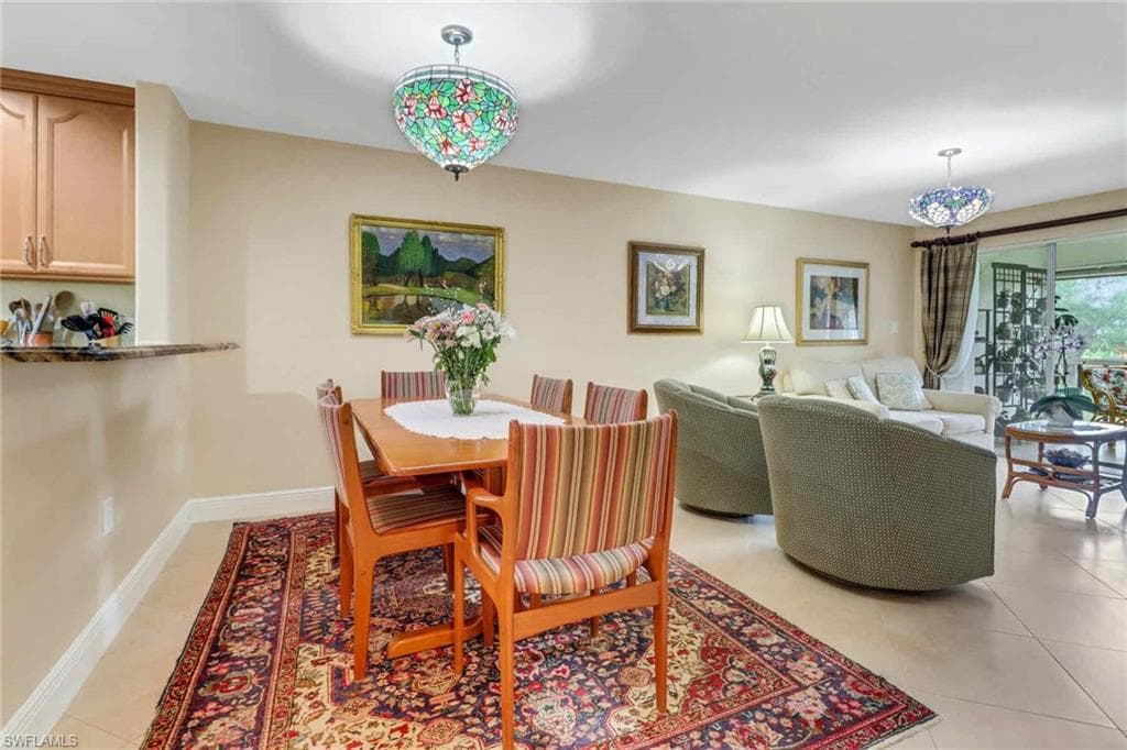 5595 RATTLESNAKE HAMMOCK RD # 19, NAPLES FL 34113-3