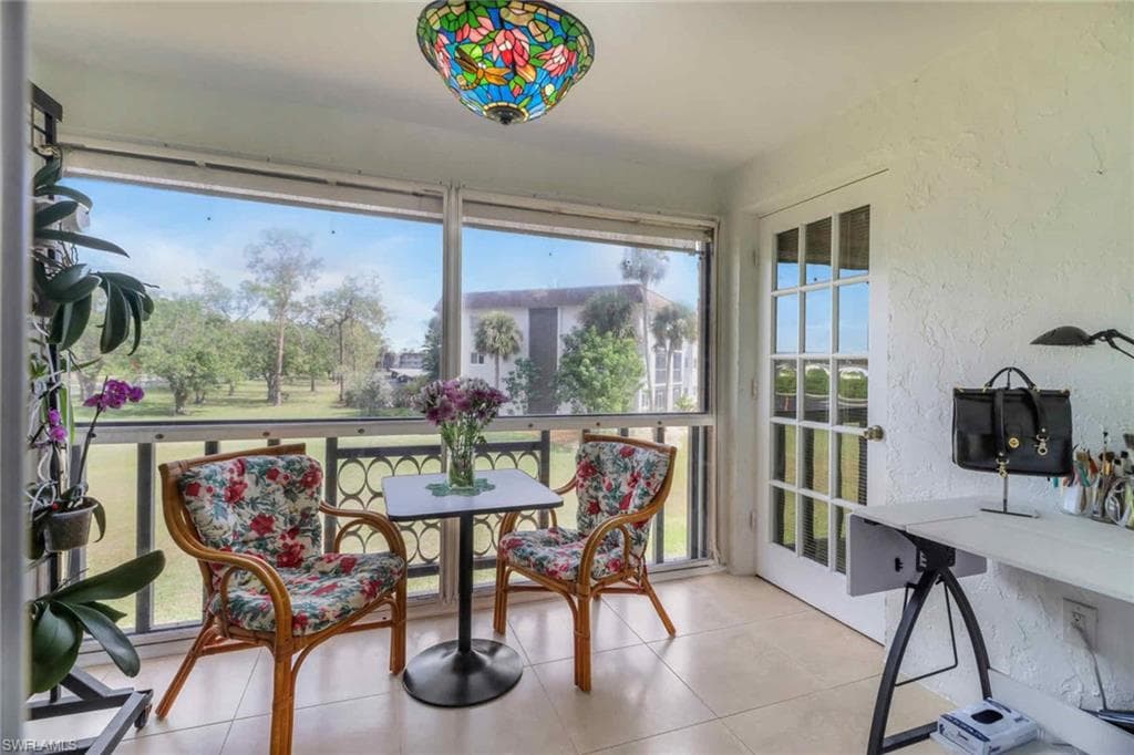 5595 RATTLESNAKE HAMMOCK RD # 19, NAPLES FL 34113-20