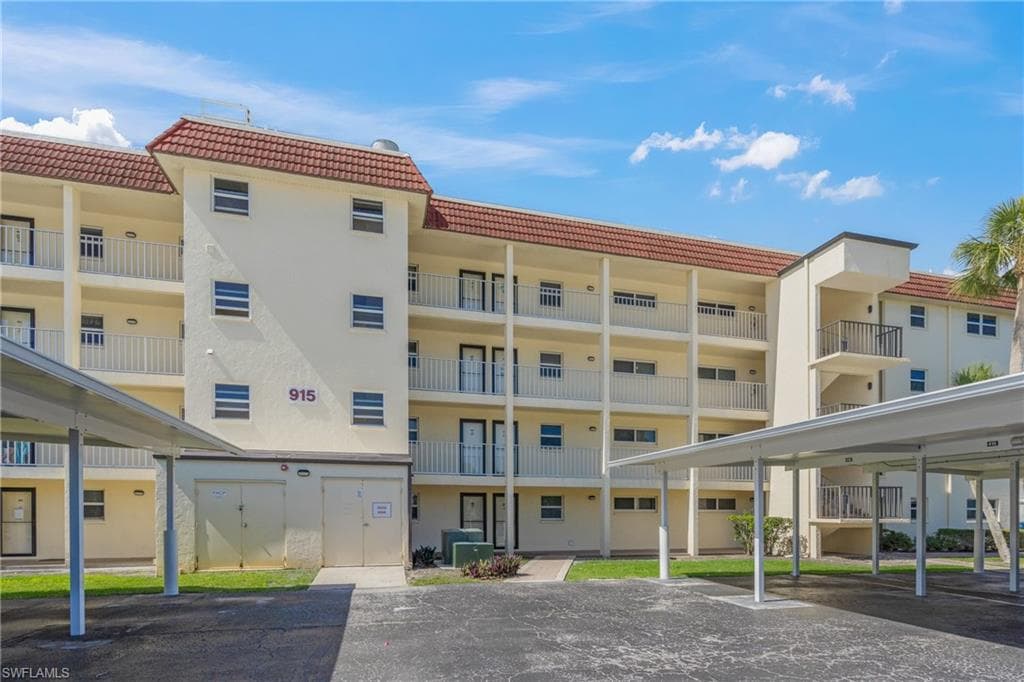 915 Beach RD # 215, SARASOTA FL 34242-1