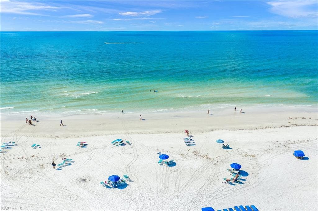 915 Beach RD # 215, SARASOTA FL 34242-35