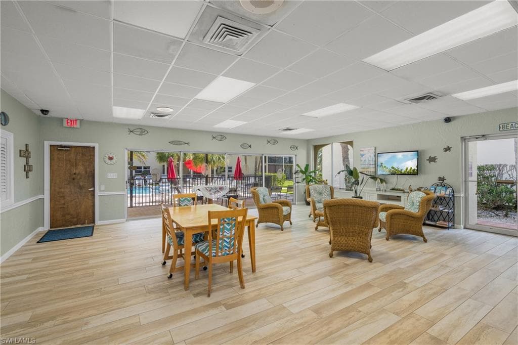 915 Beach RD # 215, SARASOTA FL 34242-27