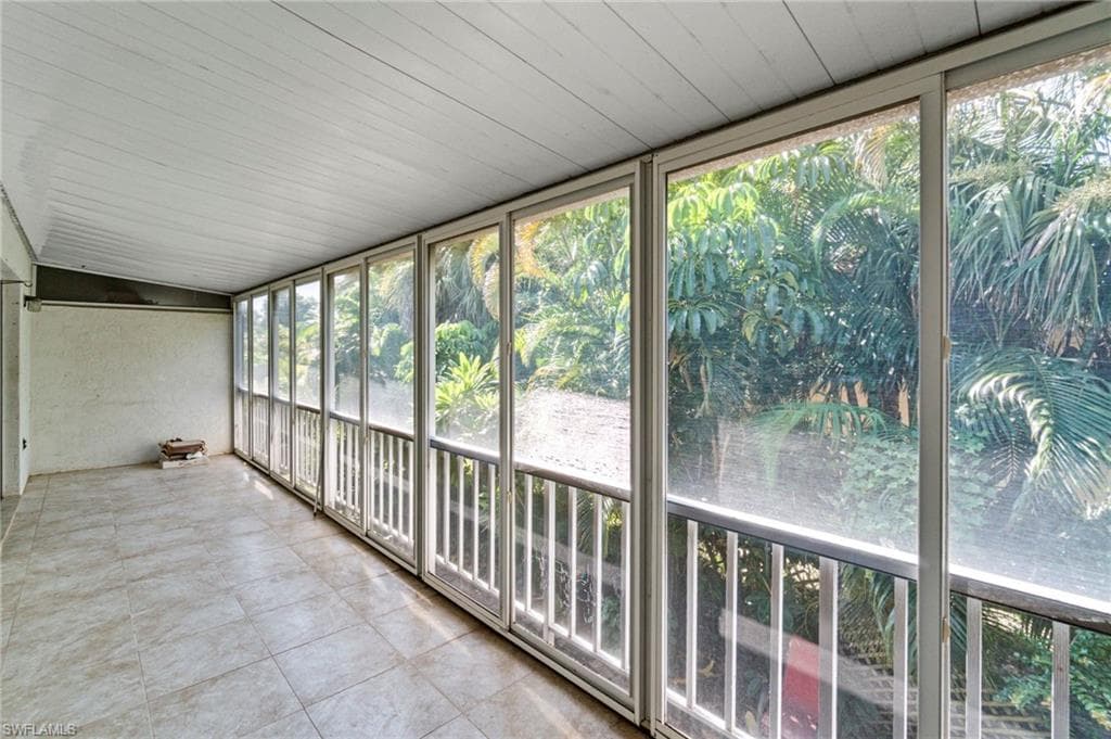 2828 Jackson ST # M5, FORT MYERS FL 33901-12