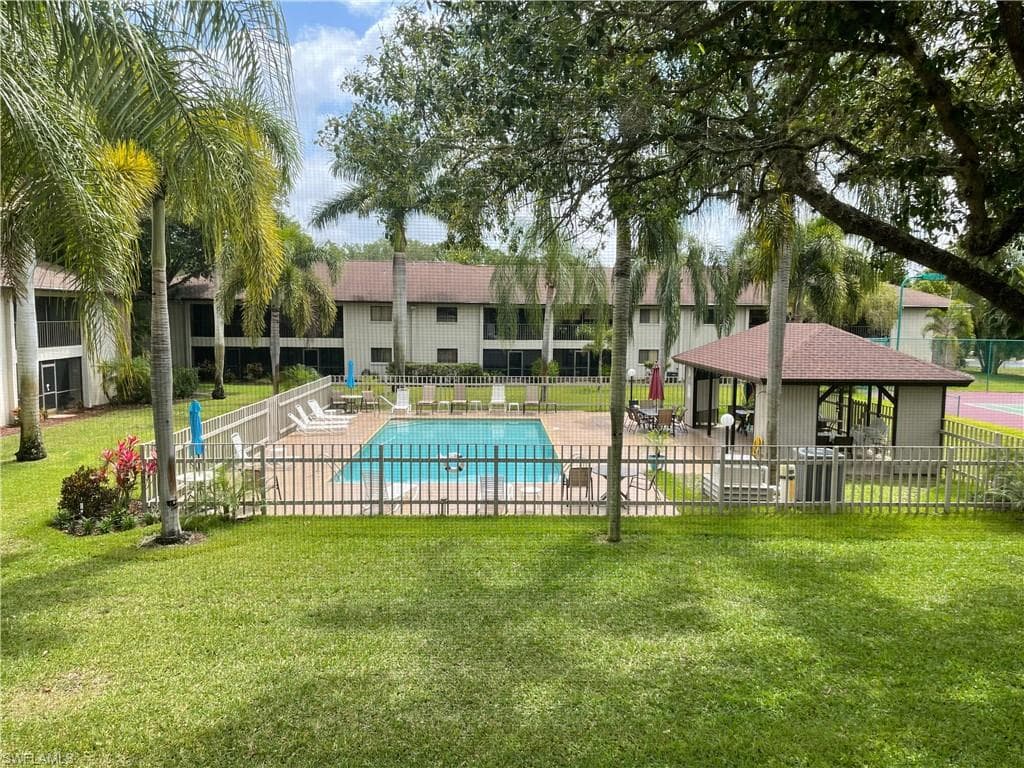 10 Beth Stacey BLVD # 206, LEHIGH ACRES FL 33936-11