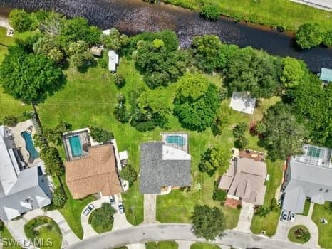 124 Sharwood DR, NAPLES FL 34110-3