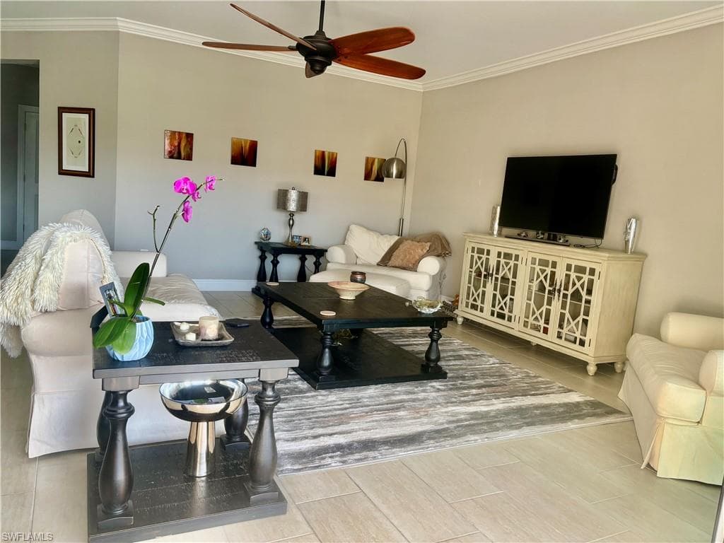 15148 Palmer Lake CIR # 202, NAPLES FL 34109-4