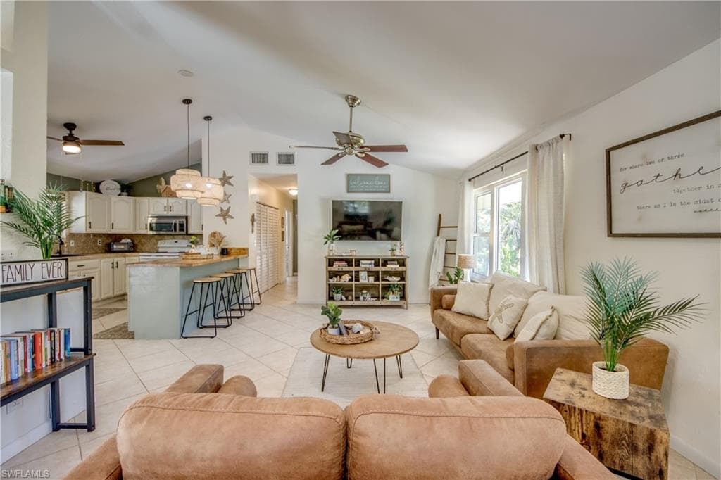 10600 Habitat TRL, BOKEELIA FL 33922-8