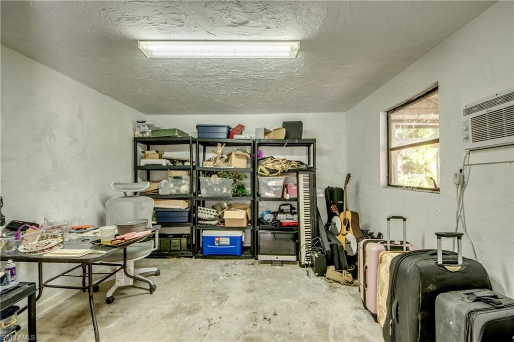 10600 Habitat TRL, BOKEELIA FL 33922-39