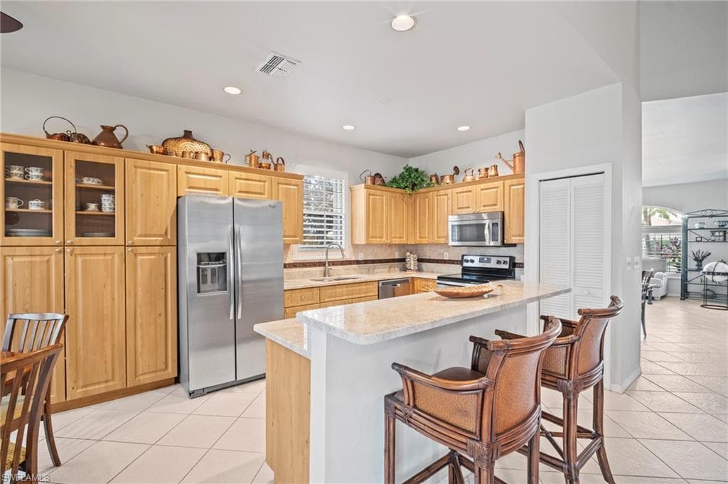 12917 Dresden CT, FORT MYERS FL 33912-17