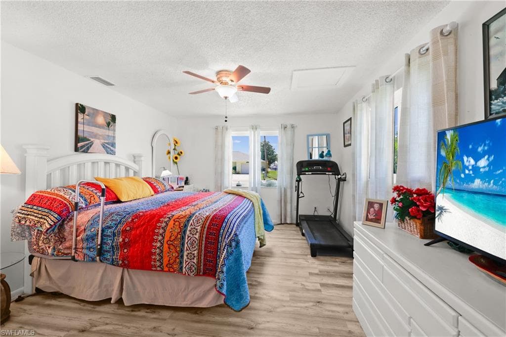 4517 Vinsetta AVE, NORTH FORT MYERS FL 33903-15