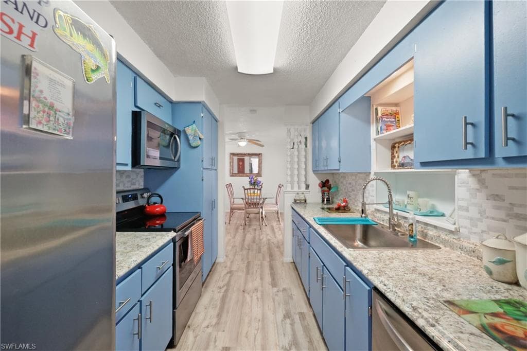 4517 Vinsetta AVE, NORTH FORT MYERS FL 33903-6