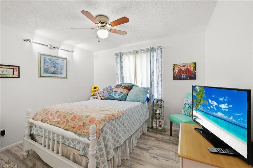 4517 Vinsetta AVE, NORTH FORT MYERS FL 33903-19