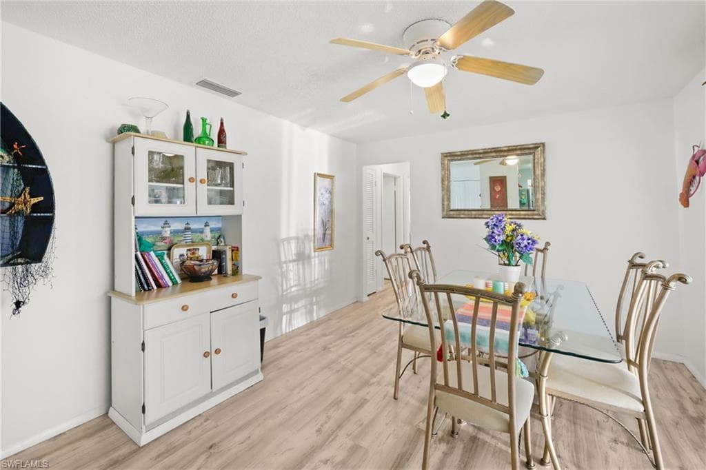 4517 Vinsetta AVE, NORTH FORT MYERS FL 33903-9