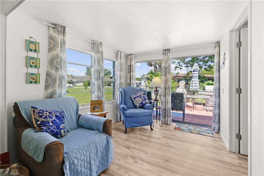 4517 Vinsetta AVE, NORTH FORT MYERS FL 33903-13