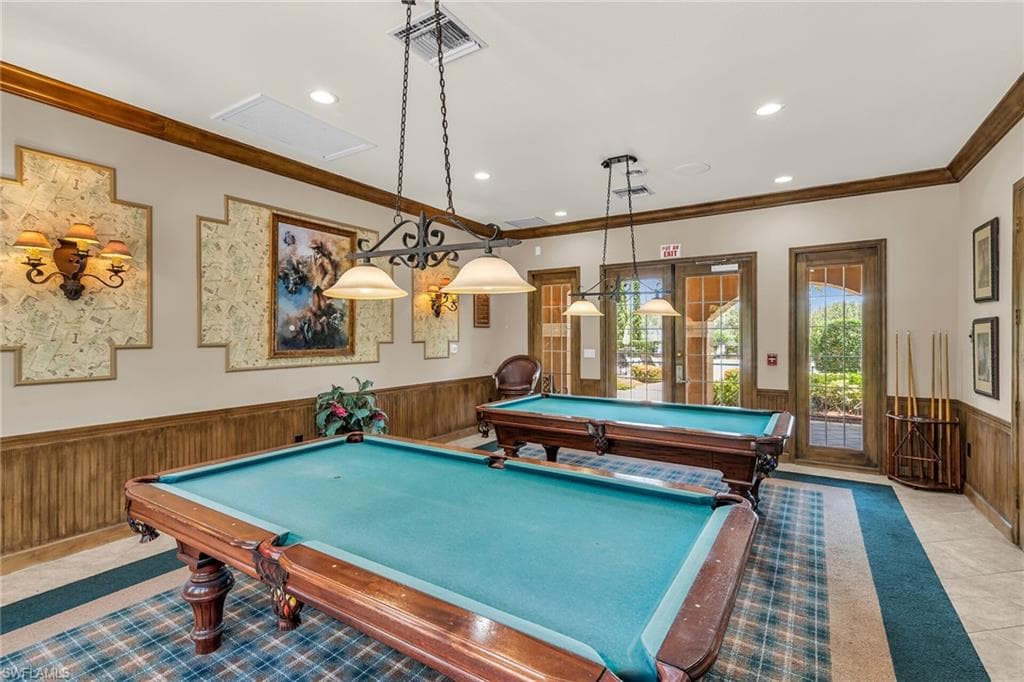 1810 Florida Club CIR # 1111, NAPLES FL 34112-25
