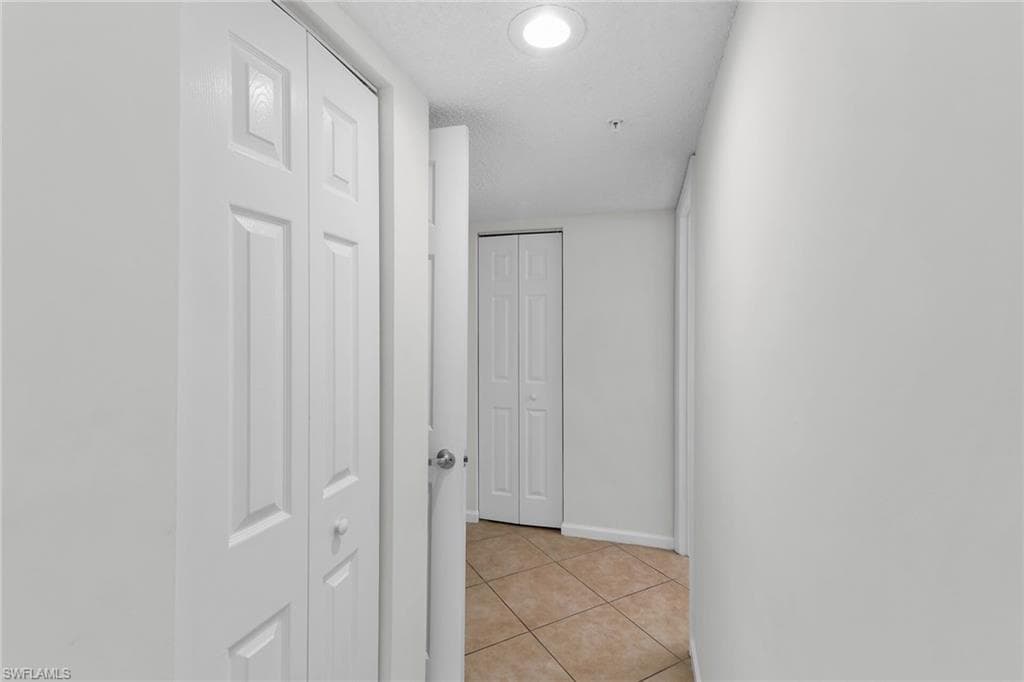 1810 Florida Club CIR # 1111, NAPLES FL 34112-18